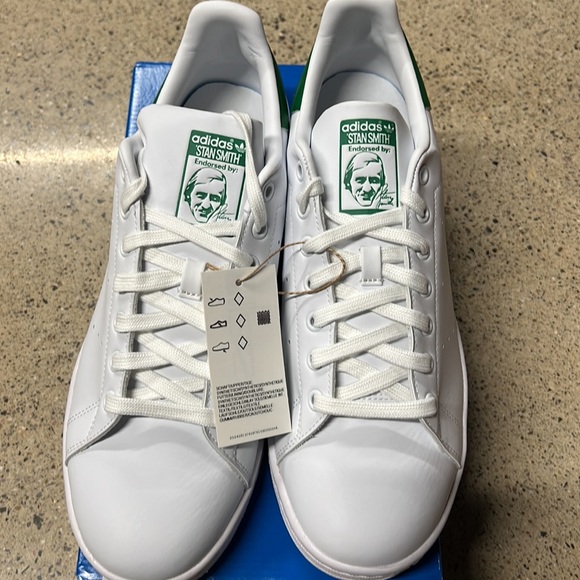 Adidas originals Stan Smith. size 10.5. new with box, green back - Picture 4 of 4